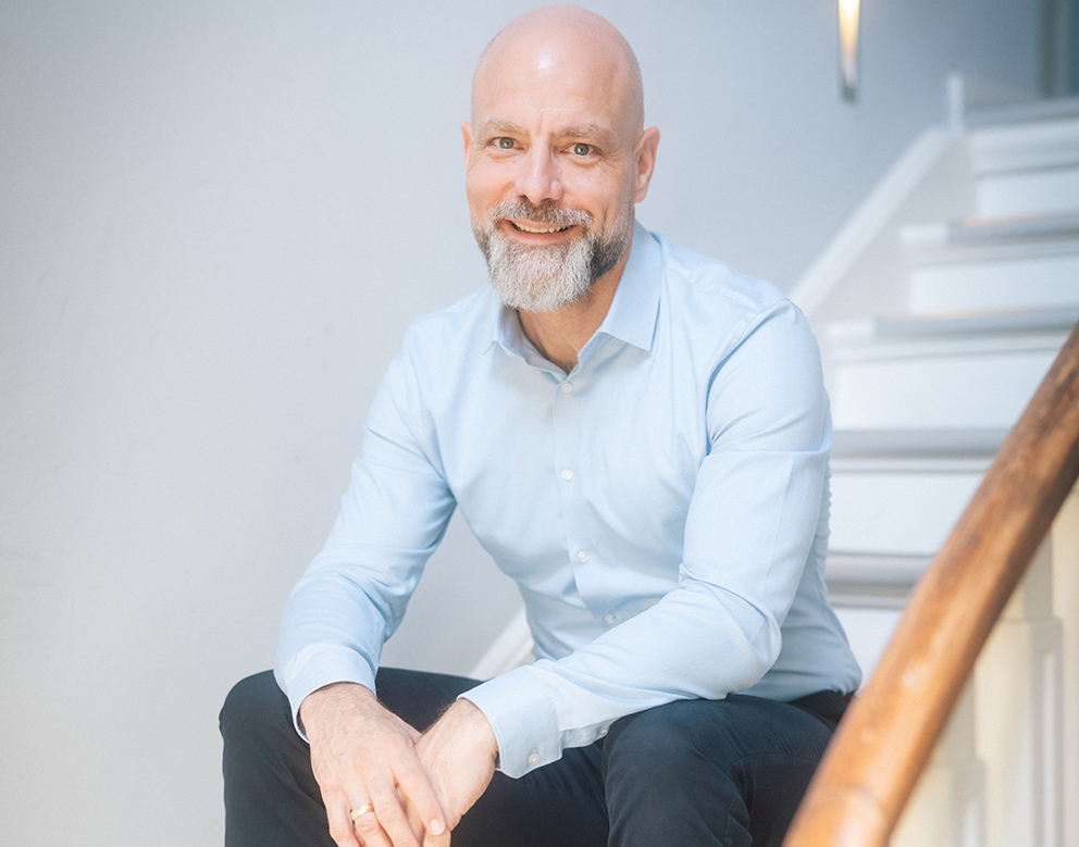 Porträtfoto von Anexander Siegmund im Gespeäch über die Rentenreform 2026